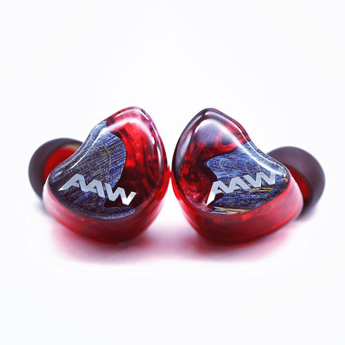 AAW universal-fit monitor