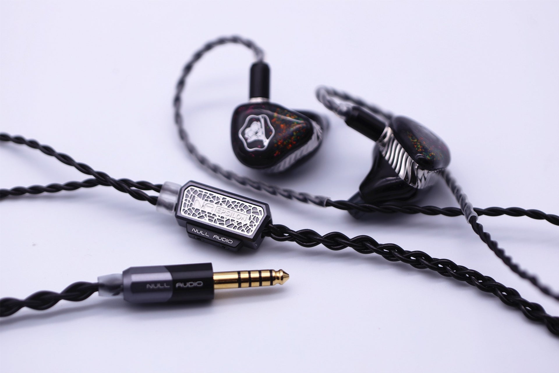 Null Audio Epsilon cable with Black Malus monitors